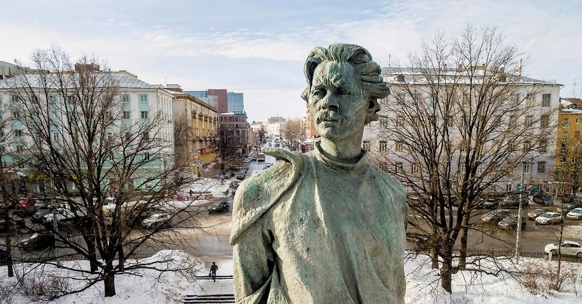 Памятник Максиму Горькому-00005